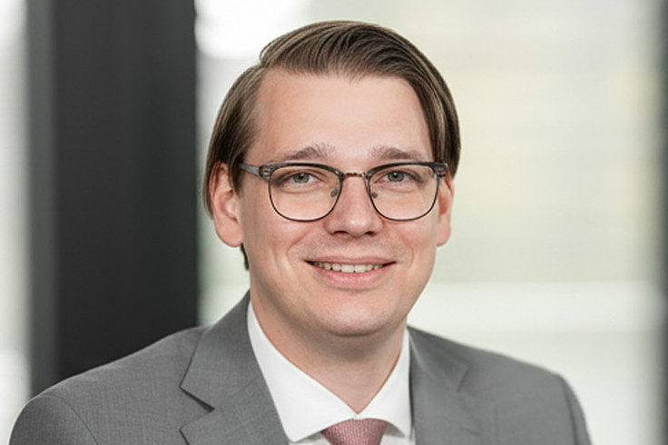 Dr. Christopher Lück