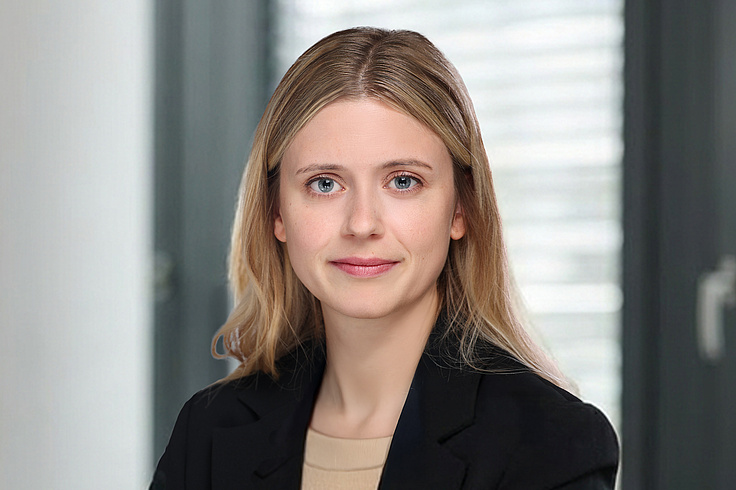 Dr. Isabell Meyer