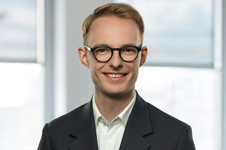 Dr. Tim Obermann