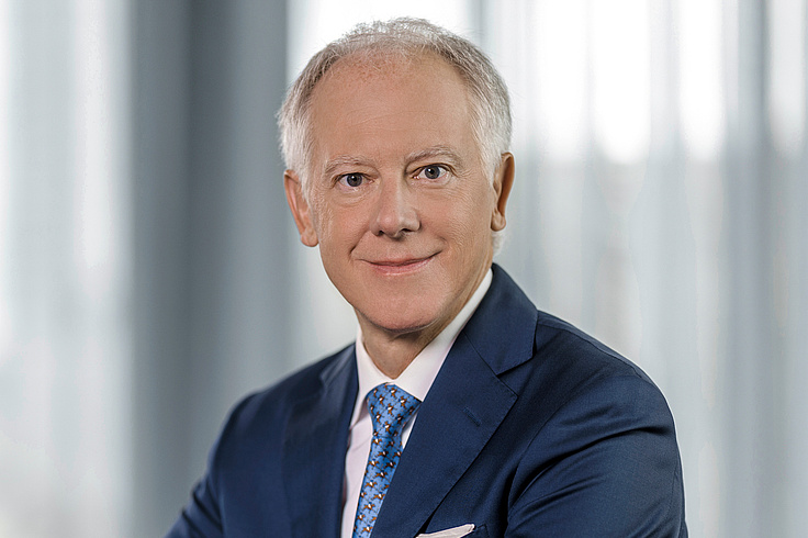 Prof. Dr. Stefan Pützenbacher, Notar